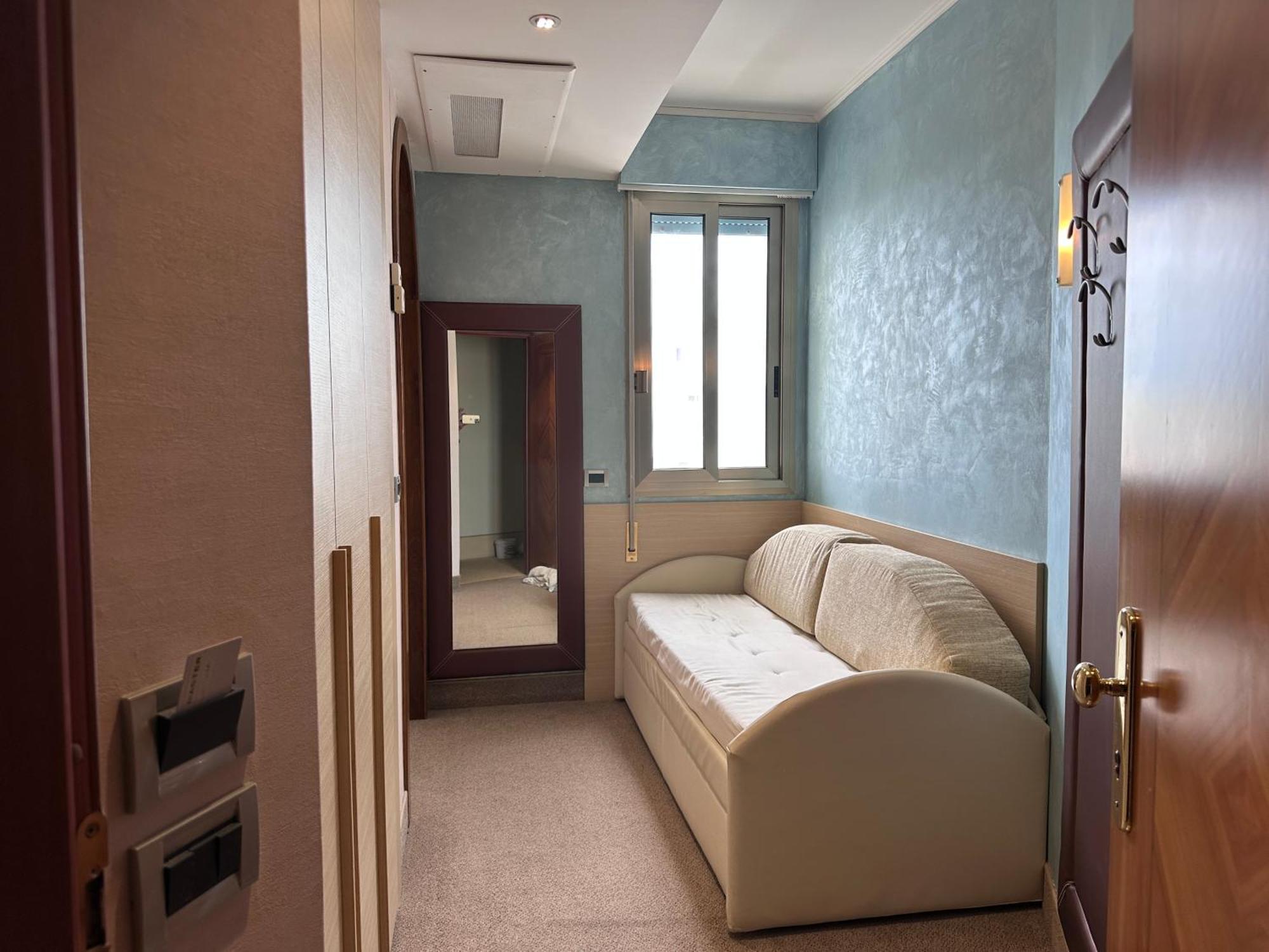 Junior Suite Partial Sea View